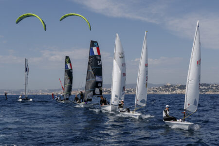 15/04/2024, Marseille (FRA), présentation des sélectionnés olympiques français en voile pour les Jeux Olympiques de Paris 2024.  Alex Mazella (Kite hommes - Formula Kite); Laurianne Nolot (Kite femmes - Formula Kite); Nicolas Goyard (Planche à voile hommes - iQFoil); Hélène Noesmoen (Planche à voile femmes- iQFoil); Camille Lecointre-Jeremie Mion (dériveur double mixte - 470); Louise Cervera (Dériveur femmes - ILCA 6); Jean-Baptiste Bernaz (Dériveur hommes - ILCA 7); Tim Mourniac - Lou Berthomieu (Multicoque mixte - Nacra 17); Clément Péquin - Erwan Fischer (Skiff hommes - 49er); Sarah Steyaert-Charline Picon (Skiff femmes - 49er FX).