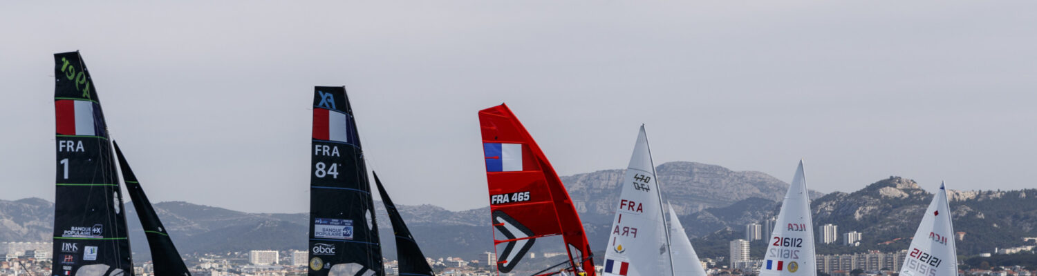 15/04/2024, Marseille (FRA), présentation des sélectionnés olympiques français en voile pour les Jeux Olympiques de Paris 2024.  Alex Mazella (Kite hommes - Formula Kite); Laurianne Nolot (Kite femmes - Formula Kite); Nicolas Goyard (Planche à voile hommes - iQFoil); Hélène Noesmoen (Planche à voile femmes- iQFoil); Camille Lecointre-Jeremie Mion (dériveur double mixte - 470); Louise Cervera (Dériveur femmes - ILCA 6); Jean-Baptiste Bernaz (Dériveur hommes - ILCA 7); Tim Mourniac - Lou Berthomieu (Multicoque mixte - Nacra 17); Clément Péquin - Erwan Fischer (Skiff hommes - 49er); Sarah Steyaert-Charline Picon (Skiff femmes - 49er FX).